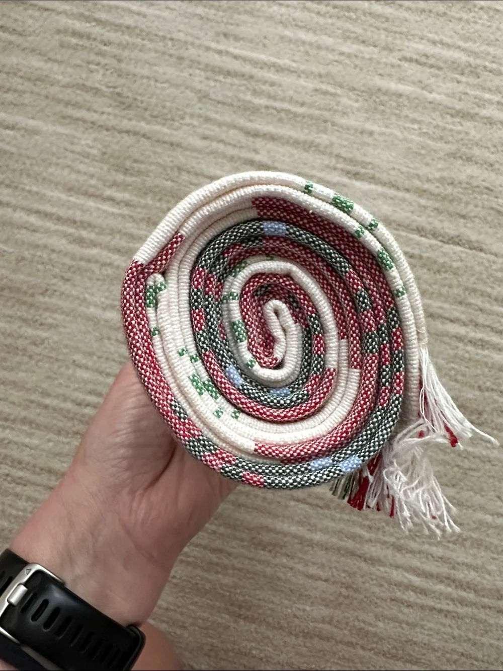 NWOT Threshold Red Green White Plaid Fringe Table Runner Classic Holiday Tartan